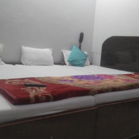 Hotel Giriraj Inn Varanasi Eksteriør billede