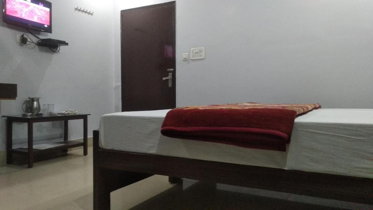 Hotel Giriraj Inn Varanasi Eksteriør billede