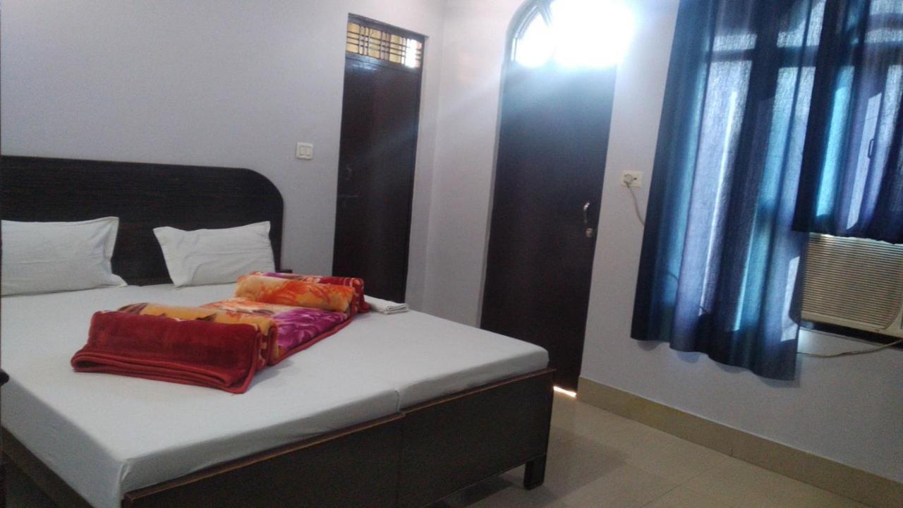 Hotel Giriraj Inn Varanasi Eksteriør billede