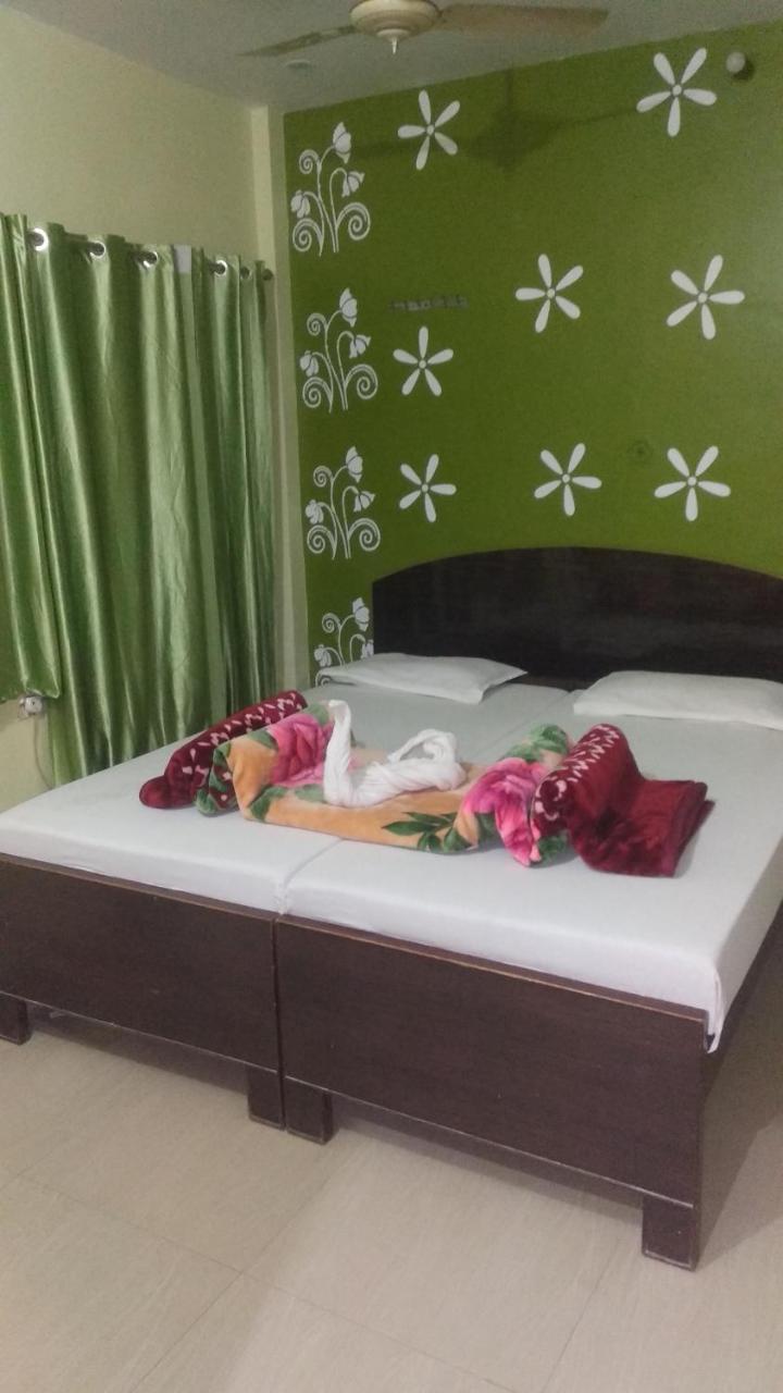 Hotel Giriraj Inn Varanasi Eksteriør billede