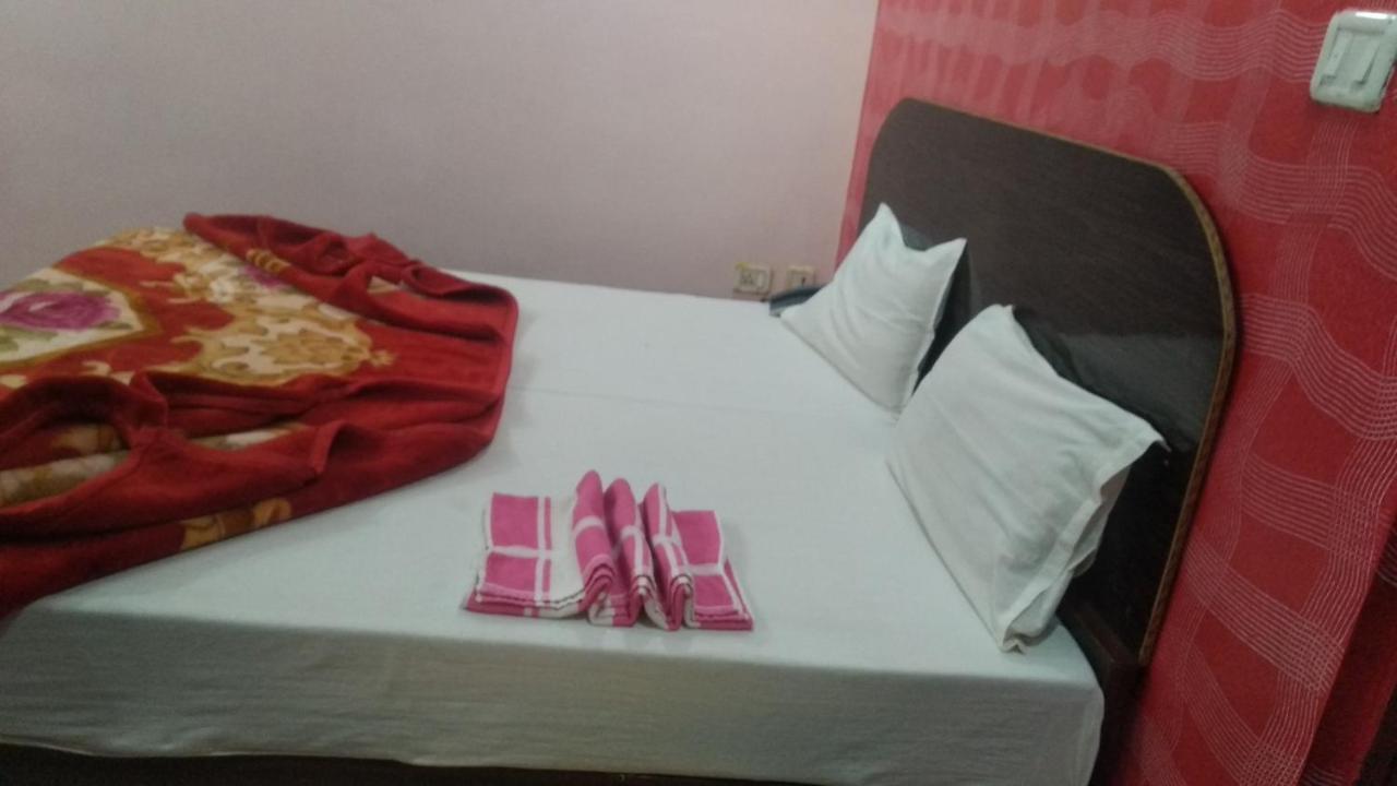 Hotel Giriraj Inn Varanasi Eksteriør billede