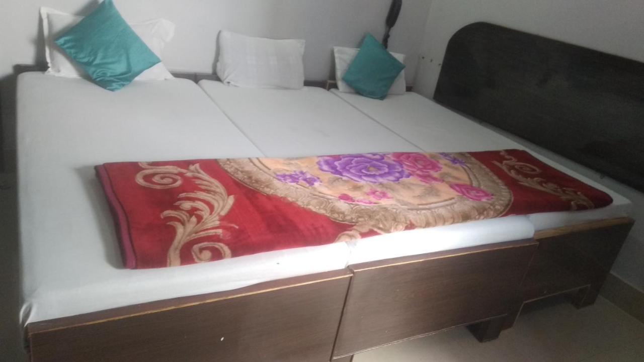 Hotel Giriraj Inn Varanasi Eksteriør billede